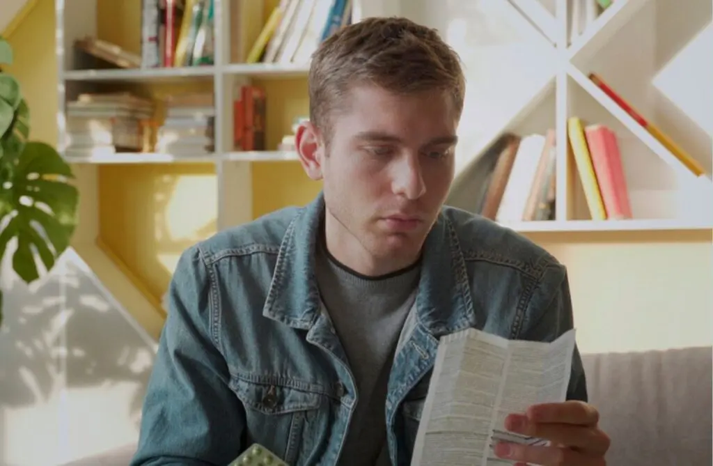 reading-instructions-about-a-medication