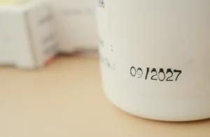 medication-bottle-with-expiry-date