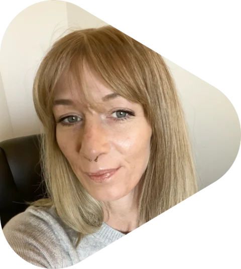 Danielle, a QuickMD peer support group leader